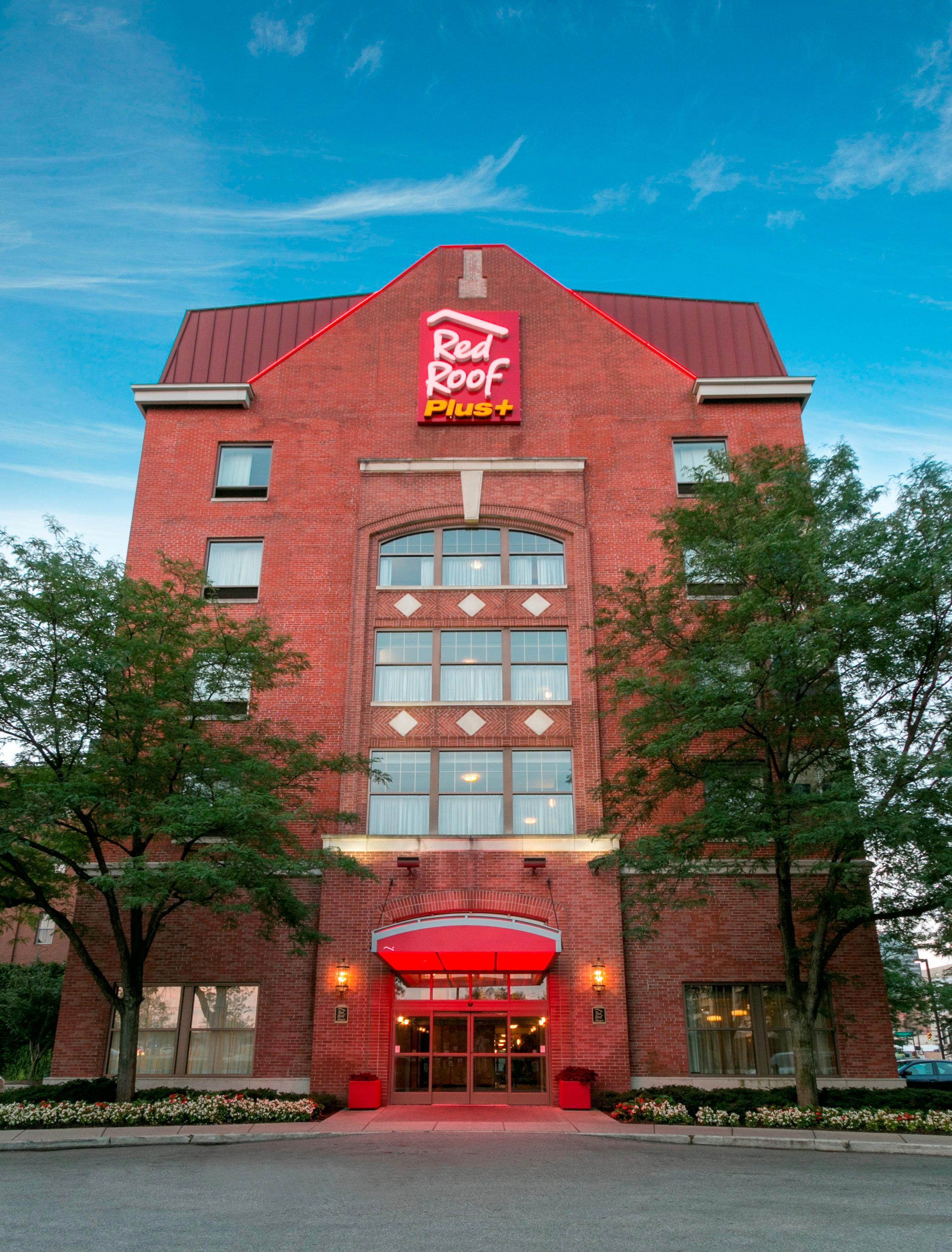 Red Roof Inn Plus+ Columbus Downtown - Convention Center Exterior foto